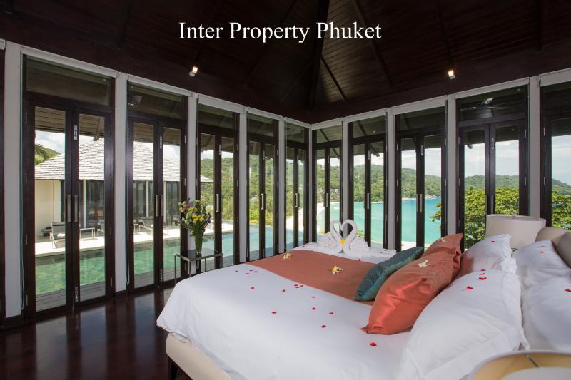 4 Bedrooms SEA VIEW VILLA for RENT