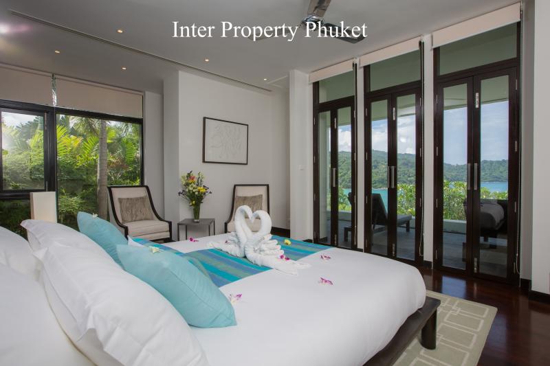 4 Bedrooms SEA VIEW VILLA for RENT