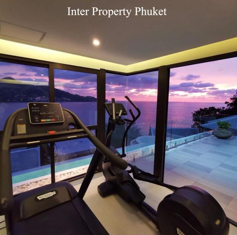 Beautiful luxury Seaview pool villa with 6 bedrooms in Kamala
