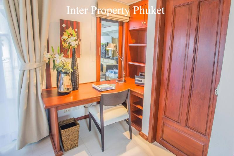 Beautiful luxury Seaview pool villa with 6 bedrooms in Kamala